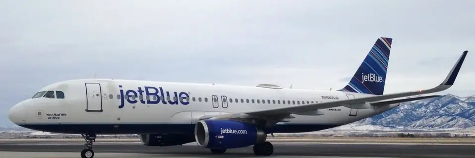 JetBlue Airbus A320 on the runway